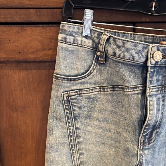 Kut from the Kloth Light Blue Flare Jeans - Picture 5 of 7